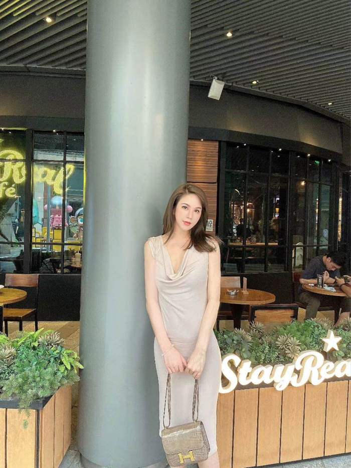 东京围经纪人微信